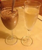 mousse and champagne